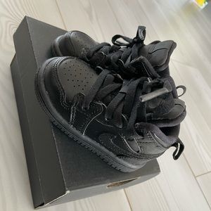 Baby Jordan 1 Mid size 4c, brand new - only been tried on a baby.